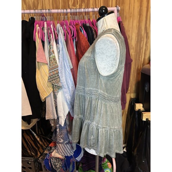 KNOX ROSE Size L 3/4 Sleeveless Knit Blouse Green Eyelet Embroidered Boho - Picture 6 of 9